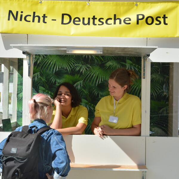 Nicht-Deutsche Post